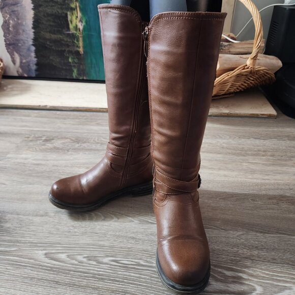 Brown Tall Riding Boots - size 6 - Picture 1 of 1